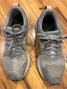 Women’s Nike Grey Flyknit Running Shoes Size 9.5